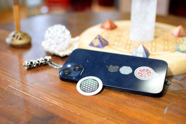 スマホシール　フラワーオブライフ　波動グッズ